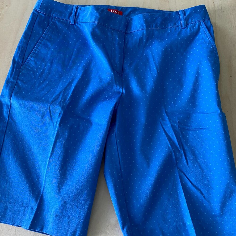 IZOD Ladies Shorts Size 8